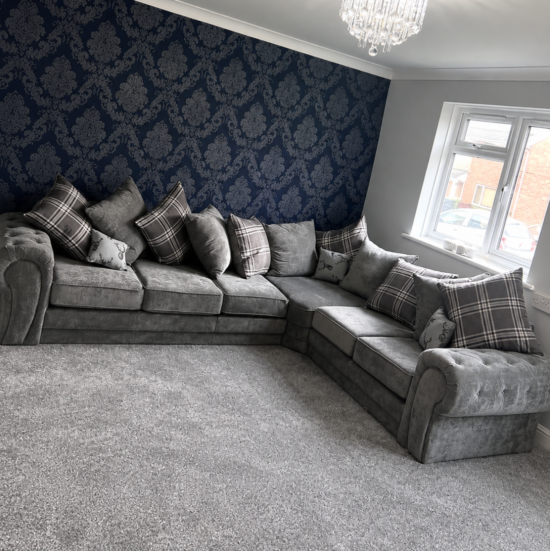 Verona 6 Seater Scatter Back